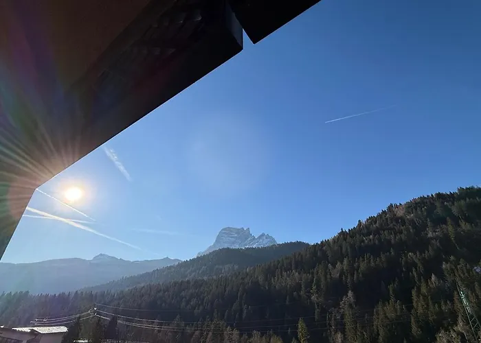 Red Alpine Olympic Near Cortina Apartman *